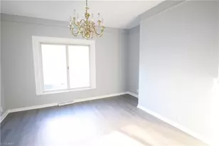 994 Burton St, Eden, NC 27288 - Photo 7