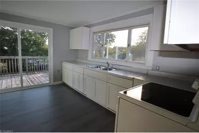 994 Burton Street, Eden, NC 27288 - Photo 15