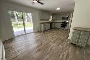 4026 Sedgewood Ln, Greensboro, NC 27407 - Photo 7