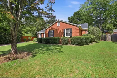 2302 Hathaway Drive, Greensboro, NC 27408 - Photo 31