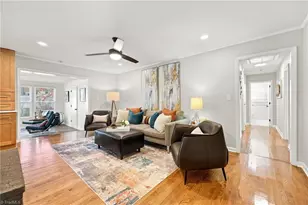 2302 Hathaway Dr, Greensboro, NC 27408 - Photo 15