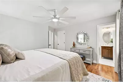 2302 Hathaway Drive, Greensboro, NC 27408 - Photo 23