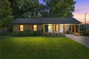 1004 W Meadowview Rd, Greensboro, NC 27406 - Photo 1