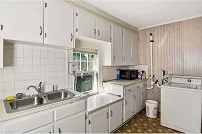 1020 Franklin Street, Winston-Salem, NC 27101 - Photo 25
