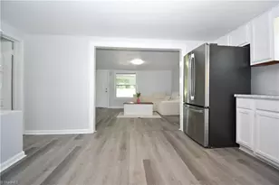 5075 Baux Mountain Rd, Winston-Salem, NC 27105 - Photo 7