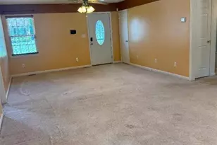 105 Bell Dr, Thomasville, NC 27360 - Photo 3