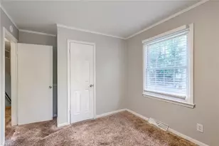 4114 Farmbrooke Dr, Greensboro, NC 27407 - Photo 23