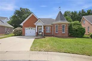 516 Leston Gilbert Dr, Kernersville, NC 27284 - Photo 1