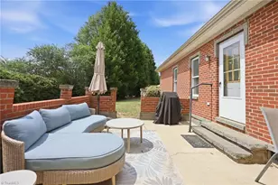 516 Leston Gilbert Dr, Kernersville, NC 27284 - Photo 29