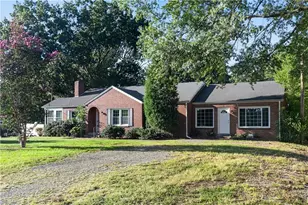 807 W Jackson St, Mayodan, NC 27027 - Photo 3