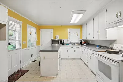 2006 N Ashland Drive, Burlington, NC 27217 - Photo 7