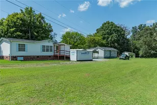 1025 E Holly Grove Rd, Lexington, NC 27292 - Photo 1