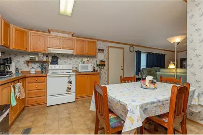 1025 E Holly Grove Road, Lexington, NC 27292 - Photo 15