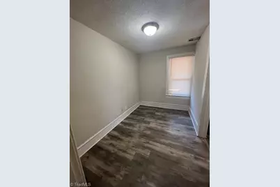 1218 Market Street #J, Greensboro, NC 27403 - Photo 7