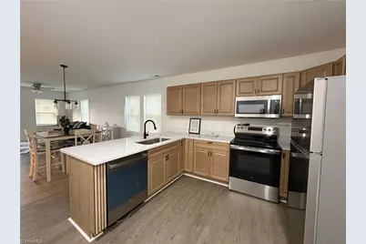 1409 Bowman Avenue, Burlington, NC 27217 - Photo 5