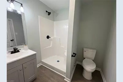 1409 Bowman Avenue, Burlington, NC 27217 - Photo 7