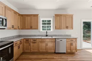 123A Eastside Dr, Lexington, NC 27292 - Photo 11
