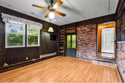 8936 Market Street, Greensboro, NC 27235 - Photo 19