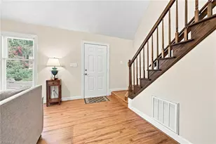 11 River Chase Ct, Greensboro, NC 27407 - Photo 5