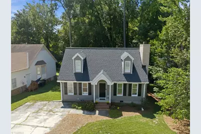 11 River Chase Court, Greensboro, NC 27407 - Photo 3