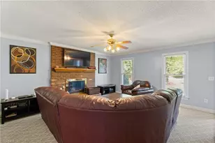733 Old Mill Rd, High Point, NC 27265 - Photo 15