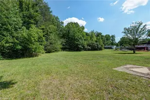 199 Rolling Hill Dr, Reidsville, NC 27320 - Photo 7