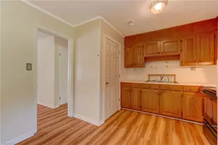 199 Rolling Hill Dr, Reidsville, NC 27320 - Photo 17