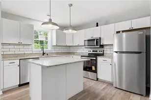 323 4th St, High Point, NC 27260 - Photo 9