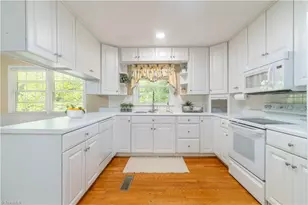 2910 Hope Valley Rd, Winston-Salem, NC 27106 - Photo 13