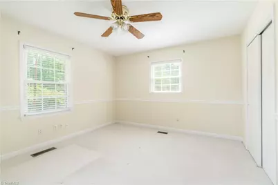 2910 Hope Valley Road, Winston-Salem, NC 27106 - Photo 19
