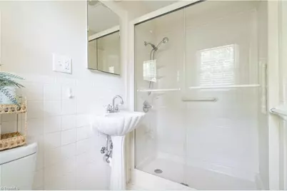 2910 Hope Valley Road, Winston-Salem, NC 27106 - Photo 17