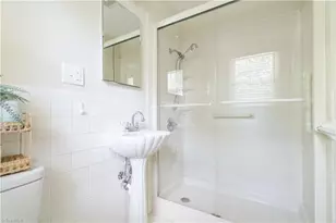 2910 Hope Valley Rd, Winston-Salem, NC 27106 - Photo 17