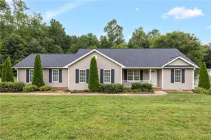 7247 Senepole Rd, Randleman, NC 27317 - Photo 1