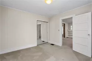709 E Sunrise Ave, Thomasville, NC 27360 - Photo 25