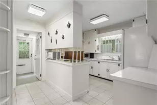 709 E Sunrise Ave, Thomasville, NC 27360 - Photo 11