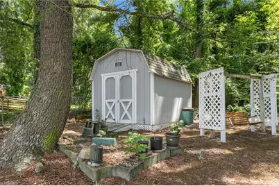 709 E Sunrise Avenue, Thomasville, NC 27360 - Photo 27