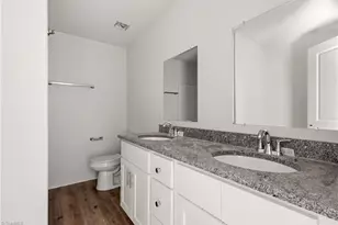 400 Guilford St, Lexington, NC 27292 - Photo 7