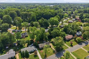 2008 Medhurst Dr, Greensboro, NC 27410 - Photo 41