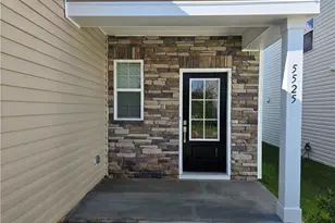 5525 Hydrangea St, Winston-Salem, NC 27104 - Photo 3