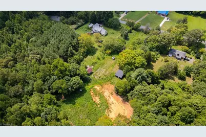 5237 Davis Road, Winston-Salem, NC 27105 - Photo 9
