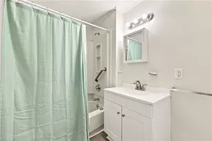 803 Tucker St, Burlington, NC 27215 - Photo 19
