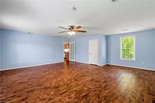 514 Beckenhill Dr, Julian, NC 27283 - Photo 31