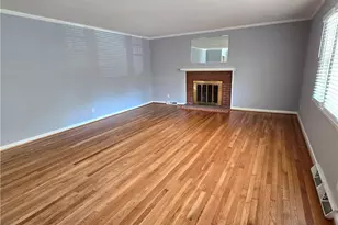 2402 Chatham Dr, Greensboro, NC 27408 - Photo 3