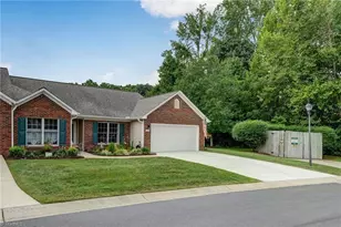 3027 Maple Ave, Burlington, NC 27215 - Photo 5