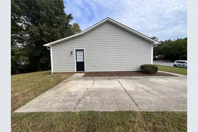 2711 Ingleside Drive, High Point, NC 27265 - Photo 21