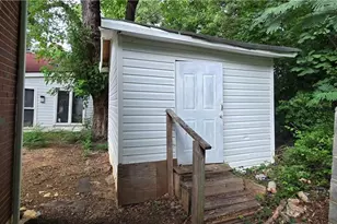 2219 Manchester St, Winston-Salem, NC 27105 - Photo 13