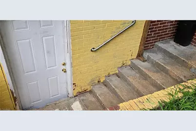 2219 Manchester Street, Winston-Salem, NC 27105 - Photo 7