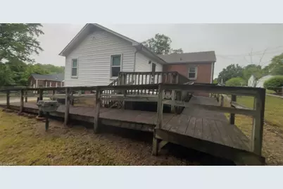 902 Ross Avenue, Greensboro, NC 27406 - Photo 11
