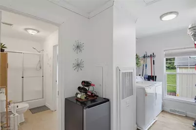 4889 Baux Mountain Road, Winston-Salem, NC 27105 - Photo 25
