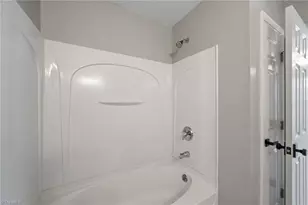 107 Bridford Downs Dr, Greensboro, NC 27407 - Photo 23